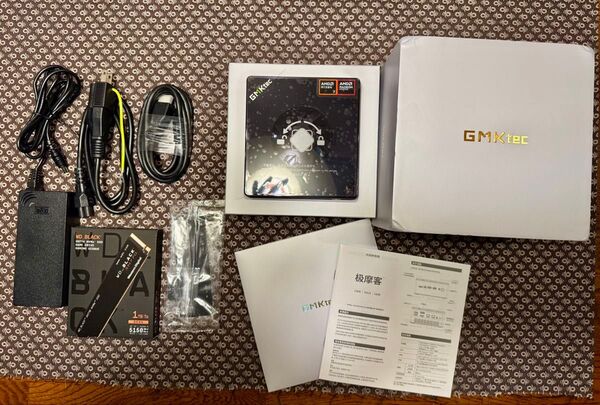 GMKtec NucBox K8 Plus ベアボーン + 32GB / 1TB AMD Ryzen7 8845HS