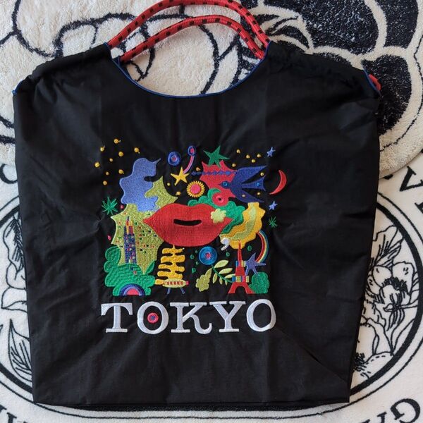 セール!【新品未使用】 TOKYO刺繍 エコバッグ カラフルデザイン KISS