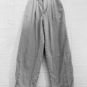 美品『GU』バレルレッグジーンズ140cm