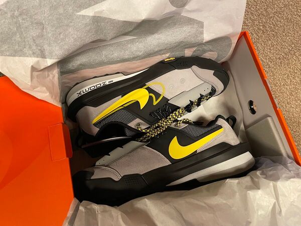 sacai × Nike Zegamadome "Silver"