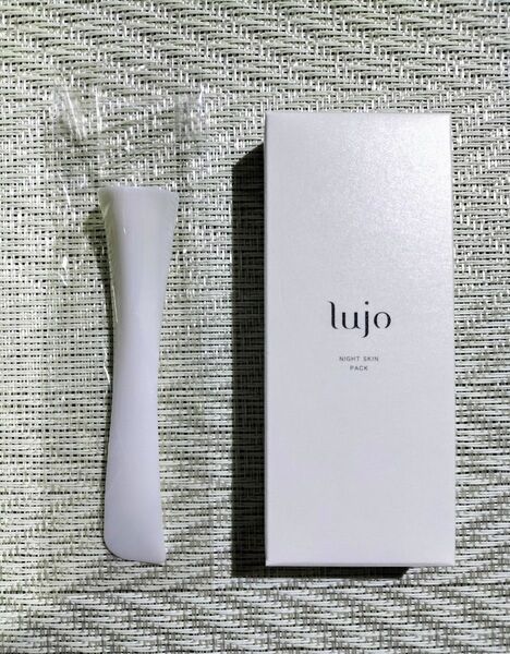 lujo ルジョー ナイトスキンパック フェイスパック スパチュラ付き 35g/1ヶ月分 次世代エイジングケア 26種類の美容成分