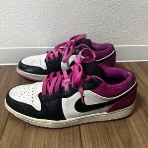 NIKE AIR JORDAN 1 Low Black Active Fuchsia