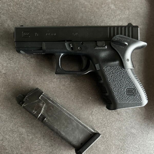 東京マルイグロック glock19 ガスブローバック