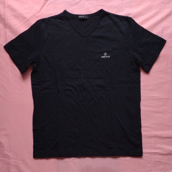 COMME CA ISM トップス Tシャツ 半袖 Vネック 黒 M ロゴあり ファイブフォックス製 日本製 未使用