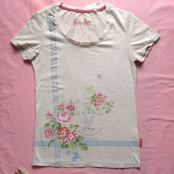 UNIQLOユニクロ トップス 半袖Tシャツ GreenGateデザイン 北欧 花柄 ベージュ タグ付き未使用