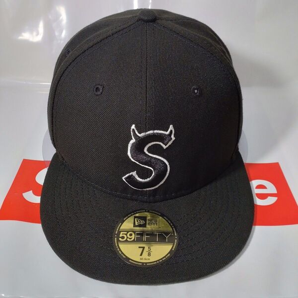 シュプリーム Supreme S Logo New Era 7-5/8