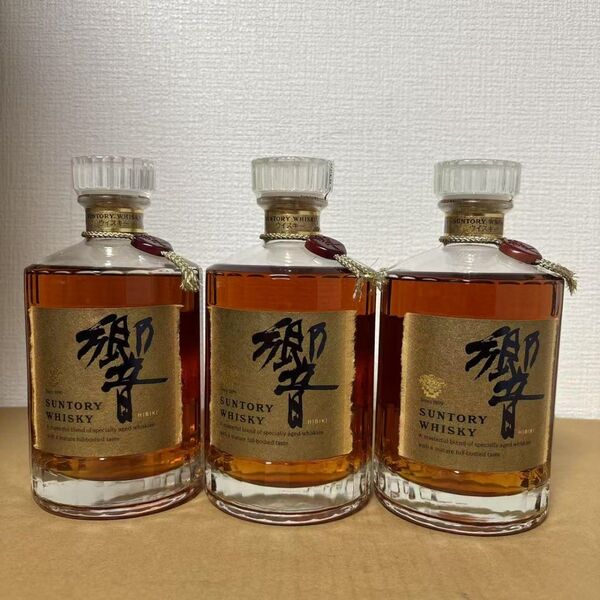 サントリー ウイスキー 響 ゴールドラベル 750ml 3点セット 未開封 古酒 SUNTORY WHISKY HIBIKI