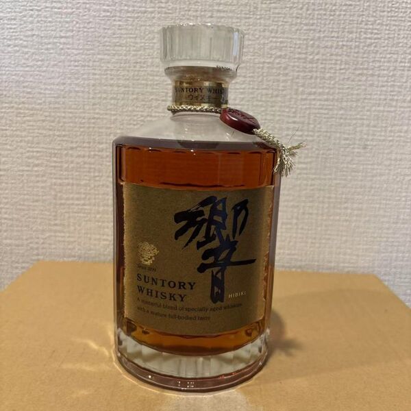 サントリー ウイスキー 響 ゴールドラベル 750ml 古酒 未開封 SUNTORY WHISKY HIBIKI(1)