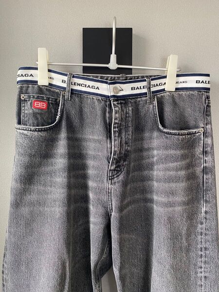 【スピード配送】BALENCIAGA 刺繍 バギー ワイド ダメージ加工デニムパンツ バレンシアガ