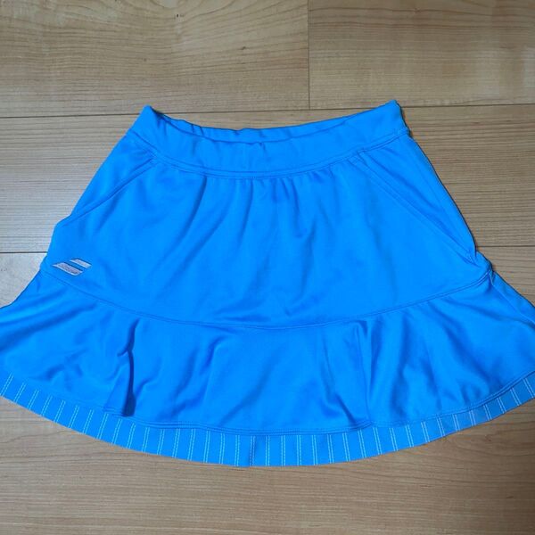 BABOLAT テニススコート 水色