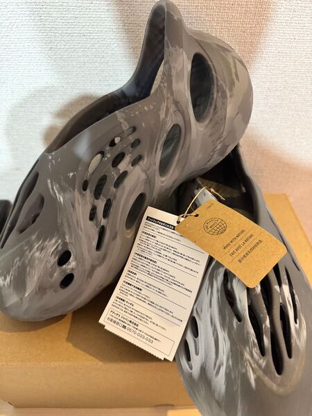 新品 adidas YEEZY Foam Runner MX Granite" アディダス イージー フォームランナー グラナイト