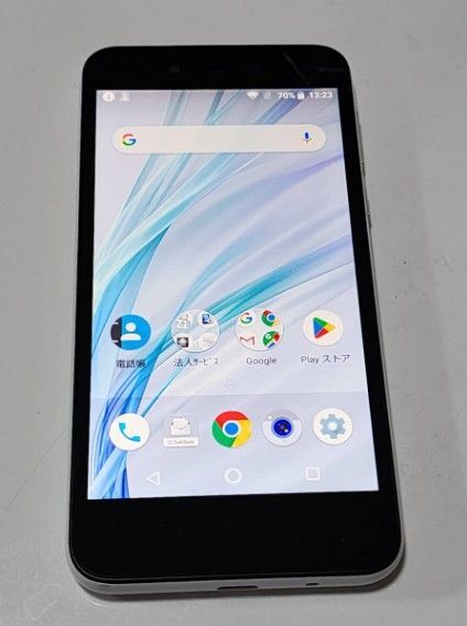 SHARP AQUOS sense basic 702SH ホワイト