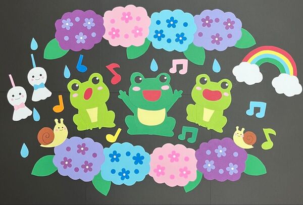 6月 梅雨壁面飾り① カエルの合唱!!