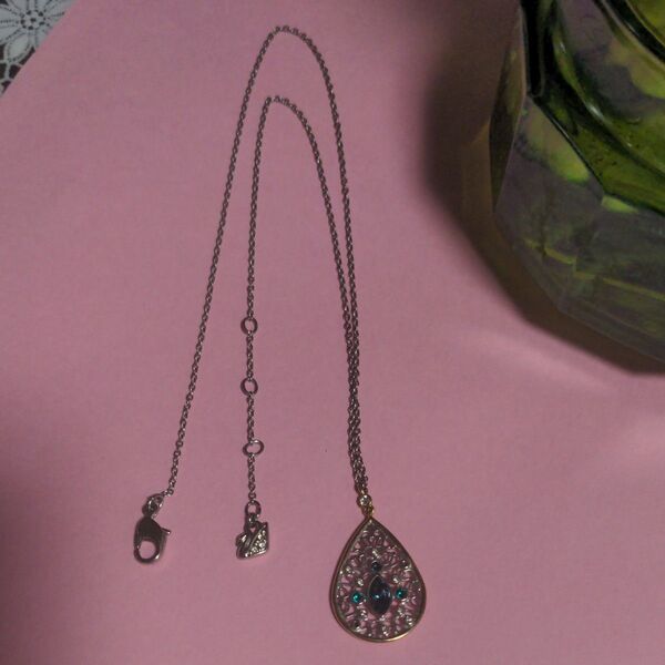 SWAROVSKI スワロフスキー ネックレス ブルー