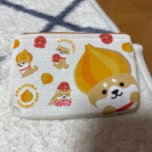 淡路島限定カードケースです。