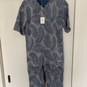VネックTシャツ、ハーフパンツ上下セット Lサイズ グレー ヤシの木柄 未使用