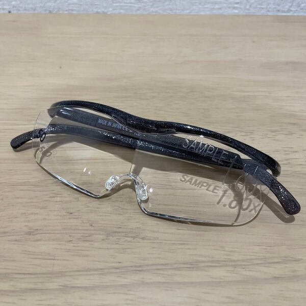 【美品】 ハズキルーペ ラージ クリアレンズ 1.85倍 ブラックグレー
