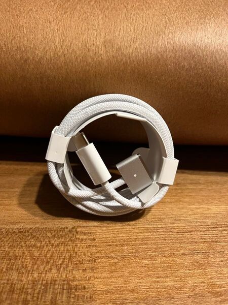 【Apple純正・未使用】USB-C MagSafe 3ケーブル(2m)シルバー