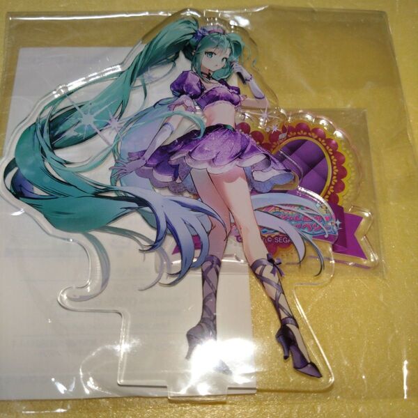 初音ミク 等身パープル C賞アクスタ セガラッキーくじ 初音ミク オシャレ魔女