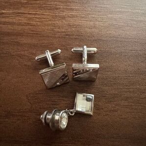 カフスボタン ラベルピン