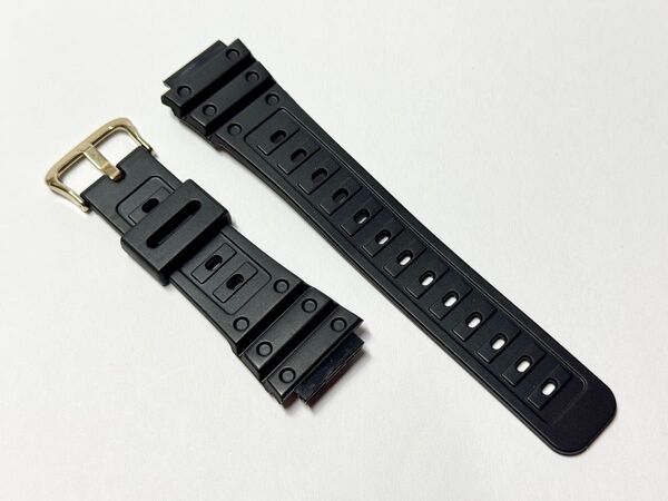 ☆CASIO G-SHOCK DW-5600C 純正ベルト 尾錠ゴールド 新品☆