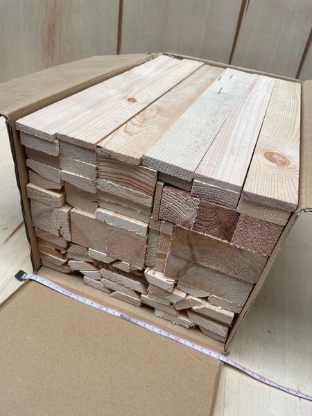 薪 木材詰め合わせ 90サイズ 40センチ 傷や汚れあり ③ キャンプ
