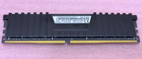 Corsair CMK64GX4M4A2133C13(一枚)◆PC4-17000/DDR4-2133 UDIMM 16GB
