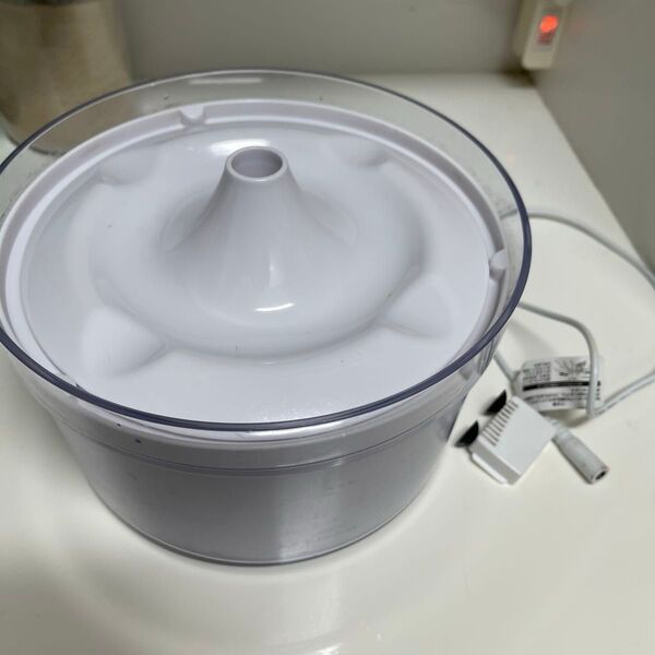 徐々に値下げしますので交渉不可 GEX給水器 ホワイト ピュアクリスタル