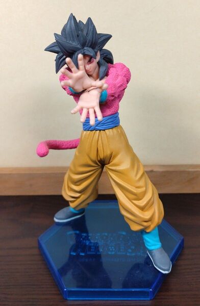 超サイヤ人4 孫悟空 ドラゴンボール フィギュア