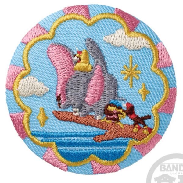 Disney ディズニー 刺繍缶バッジ BANDAI ダンボ no.7