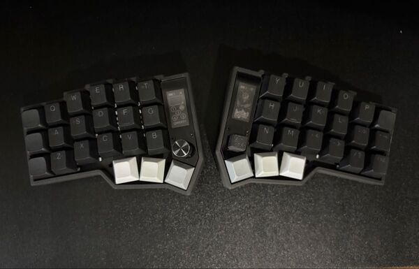 Corne 完成品 無線(Bluetooth) 自作キーボード 左右分割 RGB