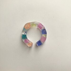 色のかけらイヤーカフ