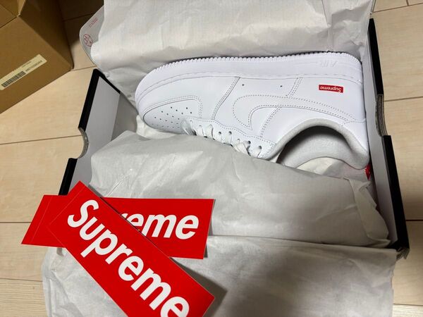 新品!Supreme NIKE AIR FORCE 1 LOW 28cm シュプリーム ナイキ エアーフォース1 ステッカー付