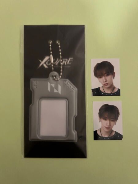 INI フェンファン ID PHOTO HOLDER