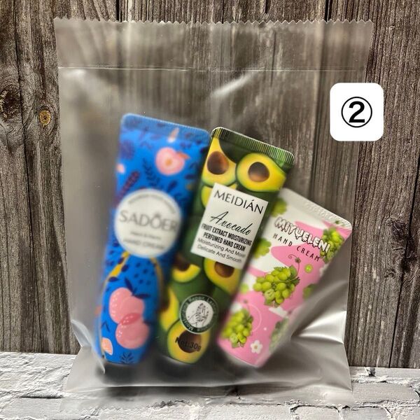 人気企画!【商品廃棄削減】※訳あり フレグランスハンドクリーム ② 30g×2本&20g×1本の合計3本!※必ず内容ご確認下さい。