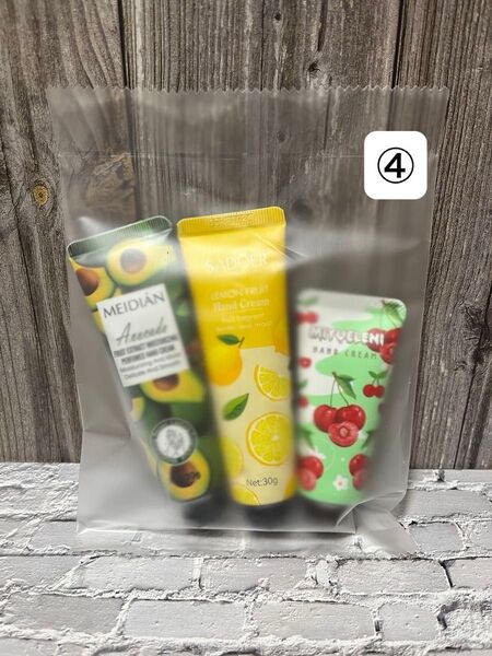 人気企画!【商品廃棄削減】※訳あり フレグランスハンドクリーム ④ 30g×2本&20g×1本の合計3本!※必ず内容ご確認下さい。