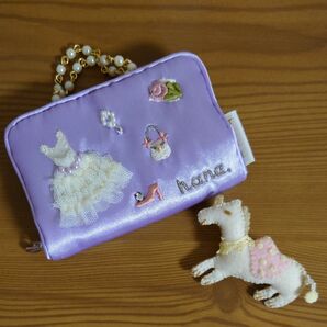 アクセサリーケース パープル ドレス 刺繍+フランシュリッペ ユニコーンのフェルトブローチ