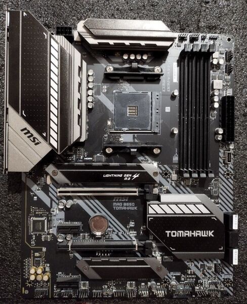 MSI MAG B550 TOMAHAWK
