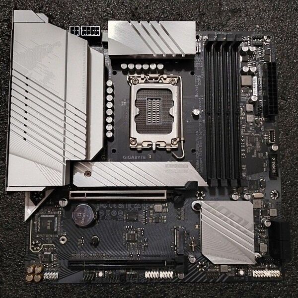 Gigabyte B760M Aorus elite Ax DDR5マザーボード