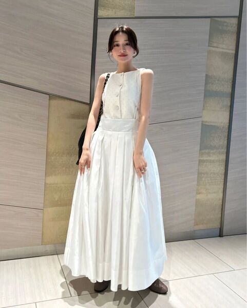 Bibiy ASHLEY SUSPENDER SKIRT サテンロングスカート オフホワイト 未着用タグ付き
