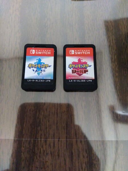 【Switch】ポケットモンスター ソード&シールドセット【ソフトのみ】