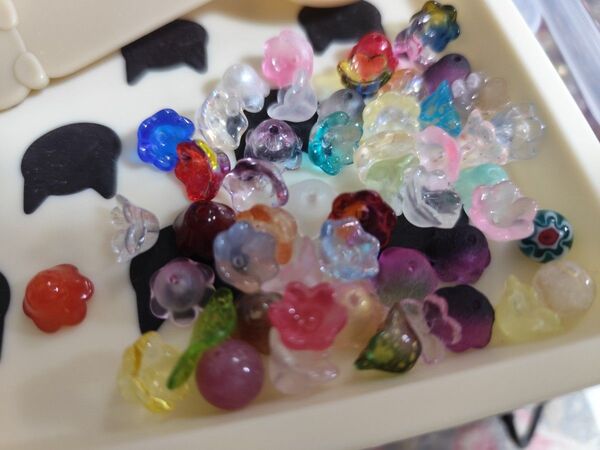 スズランガラスビーズ15mlすくい150円(鈴蘭40前後)#pyonmomo