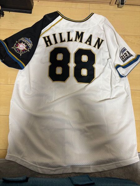 北海道日本ハムファイターズ ヒルマン監督 サイン入りユニフォーム L