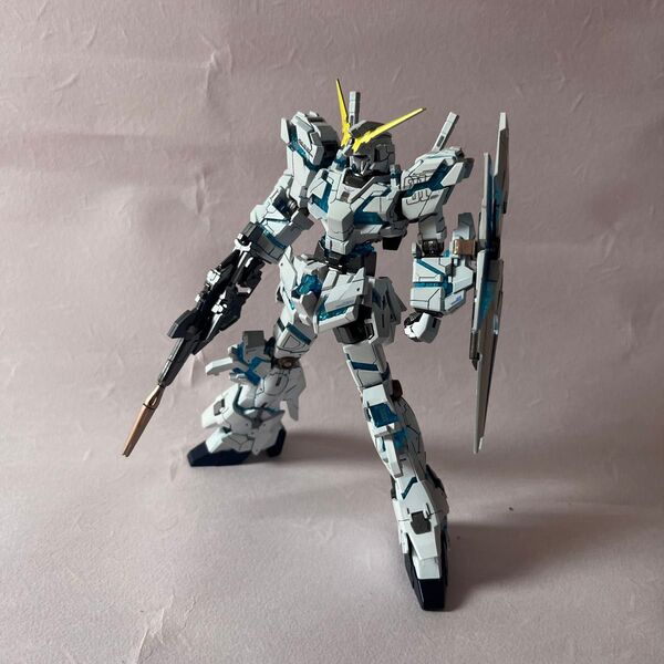HG UCユニコーンガンダム塗装完成品