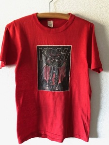 70年Made in USA!　KISS　ジーンシモンズ　Tシャツ　Sサイズ（表記Mですが）着丈60センチ×身幅40センチ　状態　並　送料250円