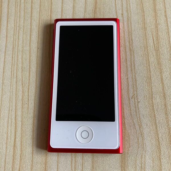 8767 Apple iPod nano7世代 16GB ジャンク品 レッド