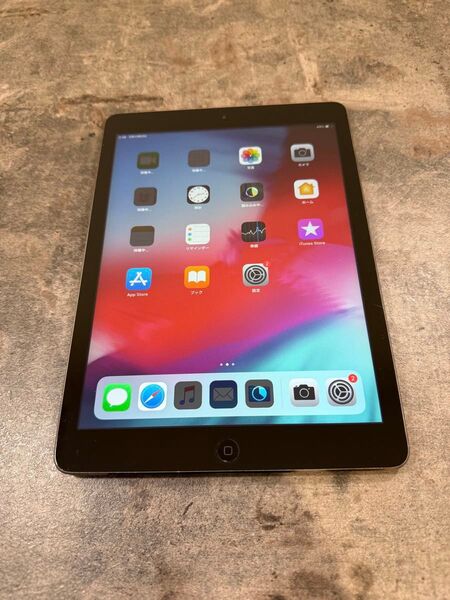 33206 iPad 初代Air 32GB グレー Wi-Fiモデル ジャンク