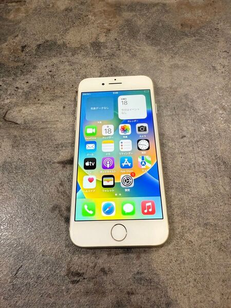 13906 iPhone8 64GB シルバー SIMフリー 中古品