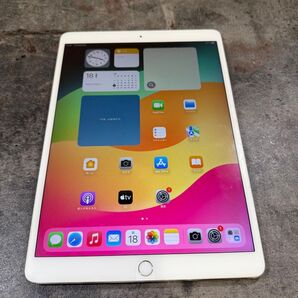 05633 iPad Pro10.5 512G シルバー SIMフリー 中古品