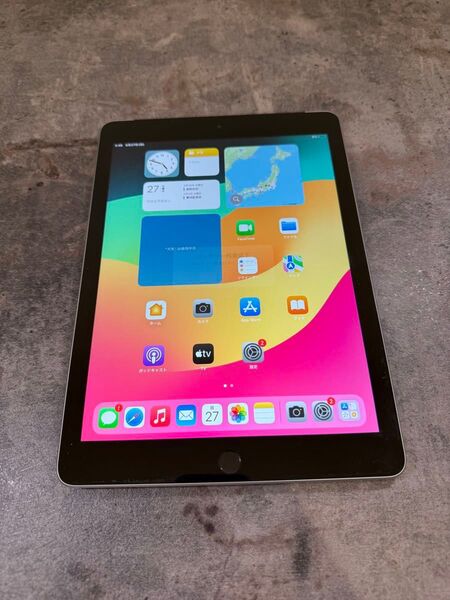 40671 iPad6世代 32GB グレー SIMフリー 中古品